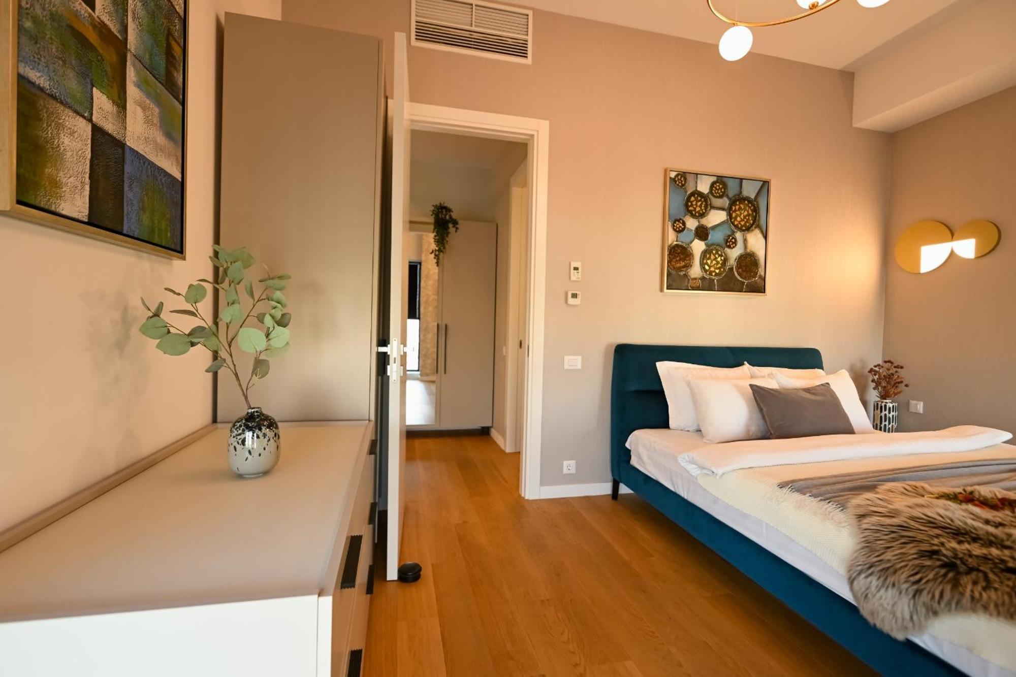 One Verdi Park Exclusive Apartments - Panoramic View & Private Parking Bucarest Chambre photo