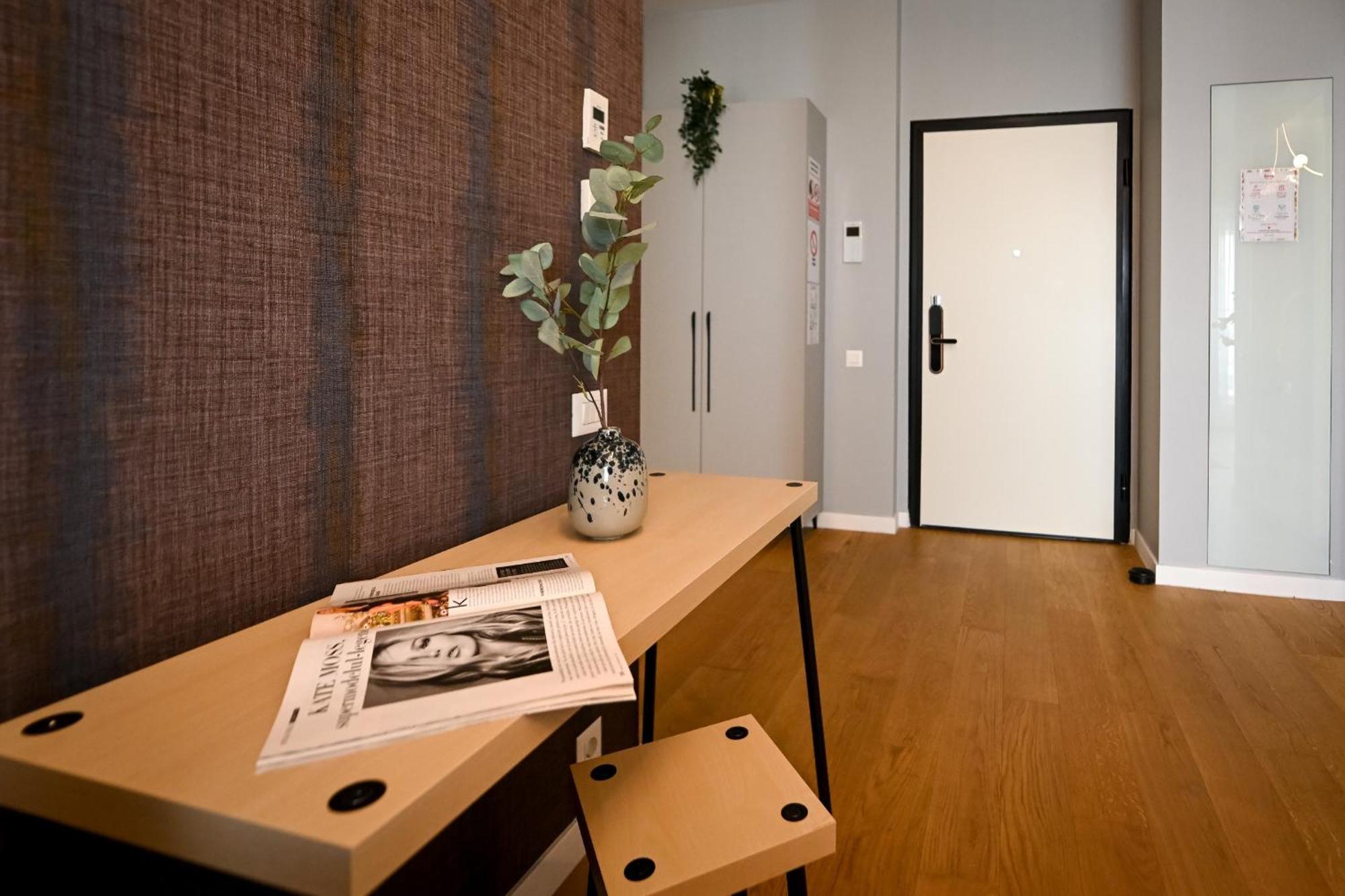 One Verdi Park Exclusive Apartments - Panoramic View & Private Parking Bucarest Chambre photo